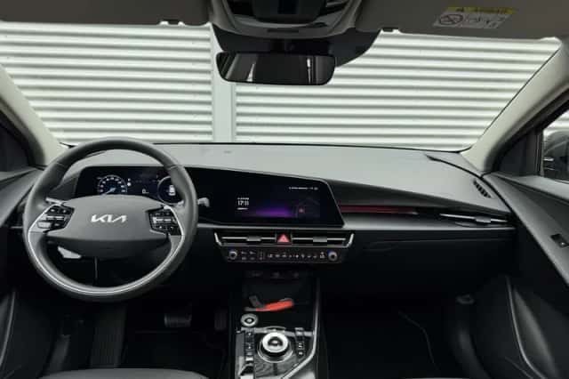 Kia Niro (2024) thumbnail 11