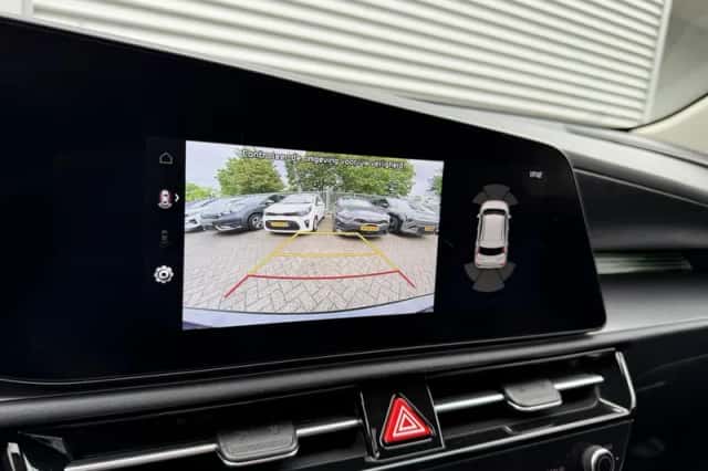 Kia Niro (2024) thumbnail 25