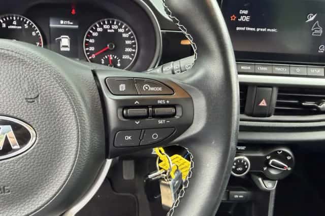 Kia Picanto (2021) thumbnail 14
