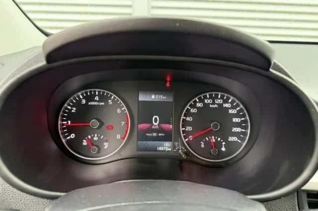 Kia Picanto (2021) thumbnail 16