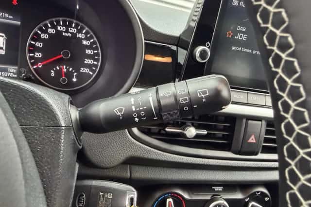 Kia Picanto (2021) thumbnail 18