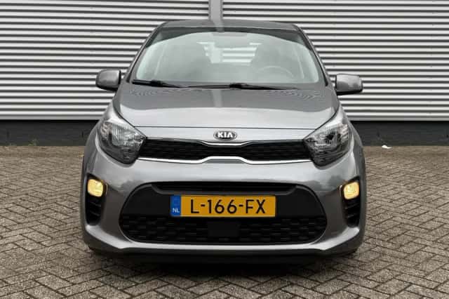 Kia Picanto (2021) thumbnail 8