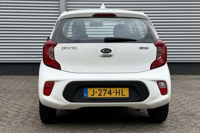 Kia Picanto (2020) thumbnail 4
