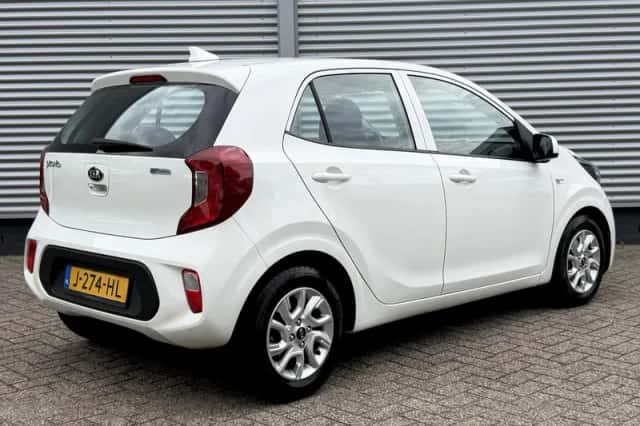 Kia Picanto (2020) thumbnail 5