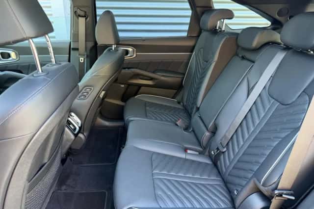 Kia Sorento (2026) thumbnail 5