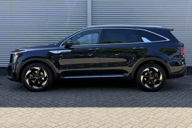 Kia Sorento (2026) thumbnail 2