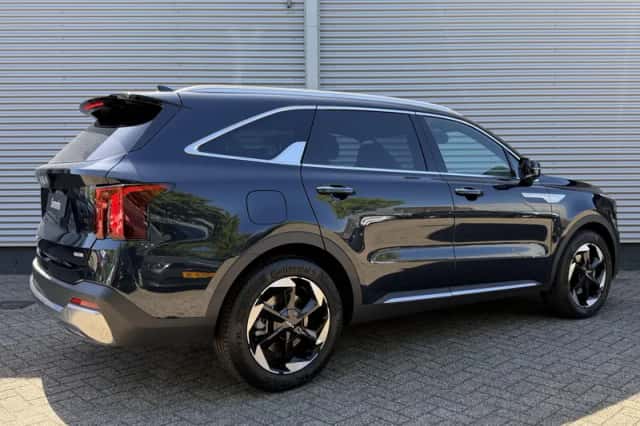 Kia Sorento (2026) thumbnail 5