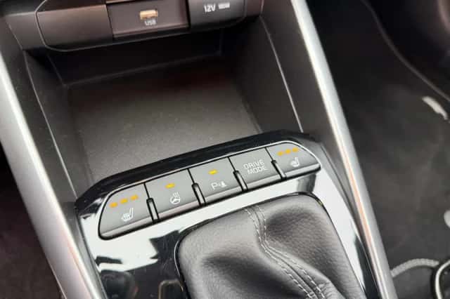 Kia Stonic (2025) thumbnail 24
