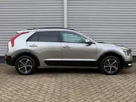 Kia Niro (2025) thumbnail 6
