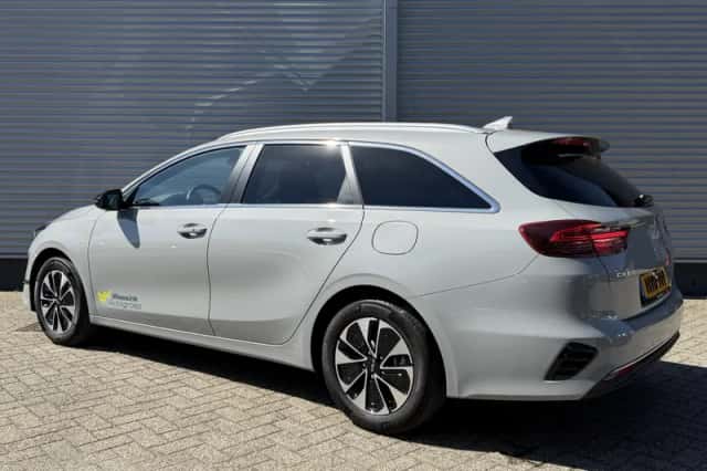 Kia Ceed Sportswagon (2025) thumbnail 3