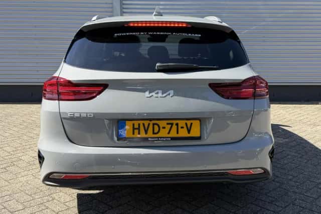 Kia Ceed Sportswagon (2025) thumbnail 4