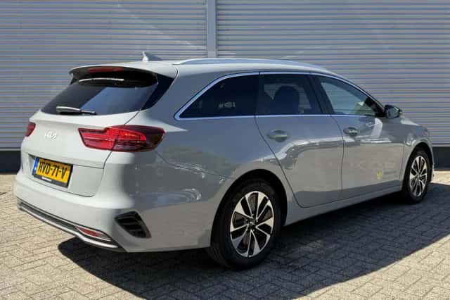Kia Ceed Sportswagon (2025) thumbnail 5