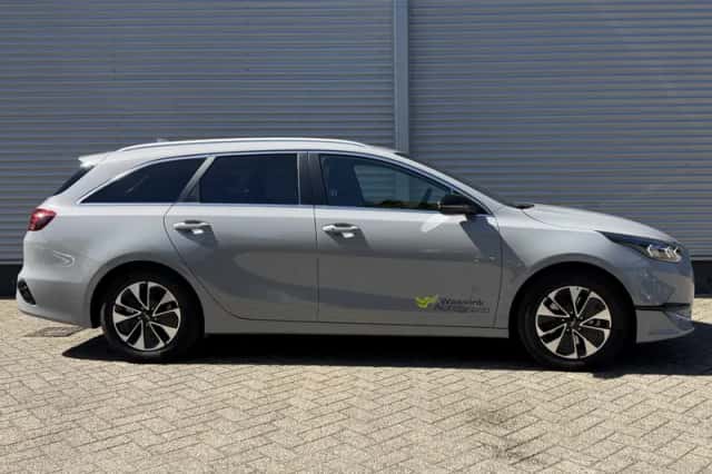 Kia Ceed Sportswagon (2025) thumbnail 6