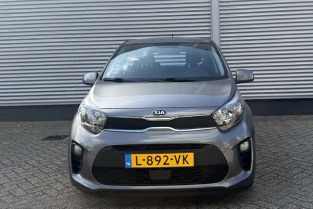 Kia Picanto (2021) thumbnail 2