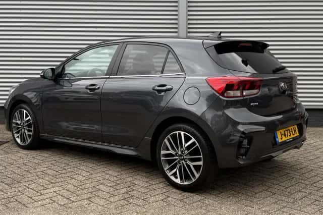 Kia Rio (2020) thumbnail 3