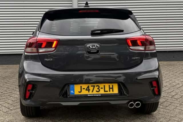 Kia Rio (2020) thumbnail 4
