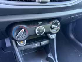 Kia Picanto (2022) thumbnail 21