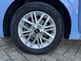 Kia Picanto (2022) thumbnail 23