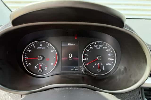 Kia Picanto (2023) thumbnail 14