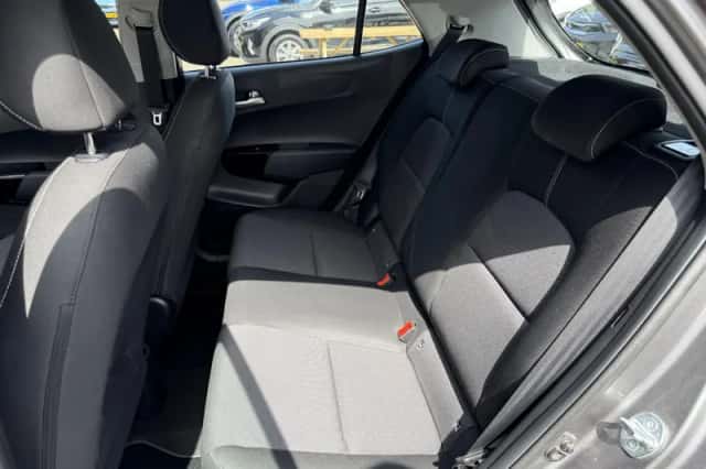 Kia Picanto (2023) thumbnail 10