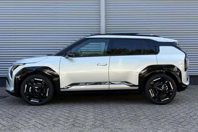Kia EV3 (2026) thumbnail 2
