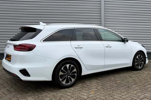 Kia Ceed Sportswagon (2025) thumbnail 5