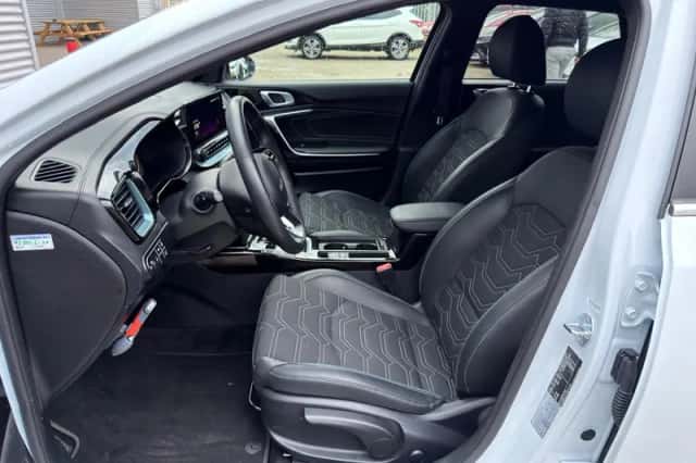 Kia Ceed Sportswagon (2025) thumbnail 9