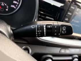 Kia Stonic (2020) thumbnail 23