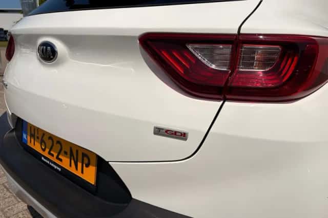 Kia Stonic (2020) thumbnail 39