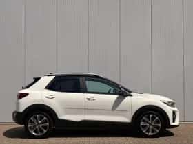 Kia Stonic (2020) thumbnail 6