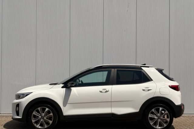 Kia Stonic (2020) thumbnail 10