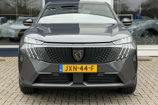 Peugeot e-3008 (2026) thumbnail 3