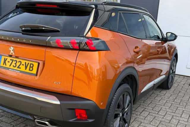 Peugeot 2008 (2021) thumbnail 17