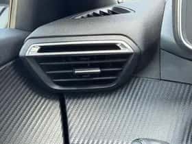 Peugeot 2008 (2021) thumbnail 32