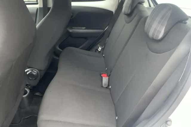 Peugeot 108 (2020) thumbnail 9