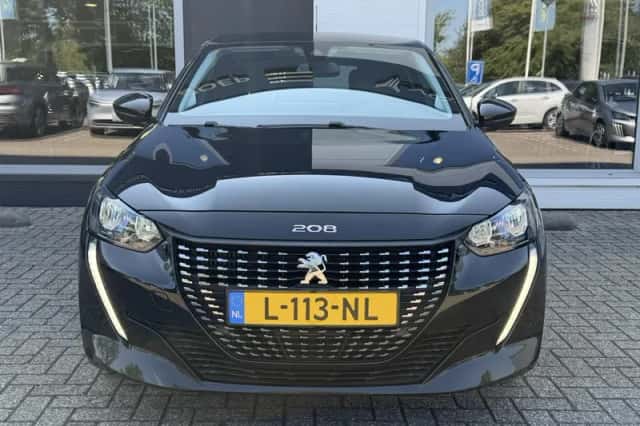 Peugeot 208 (2021) thumbnail 3