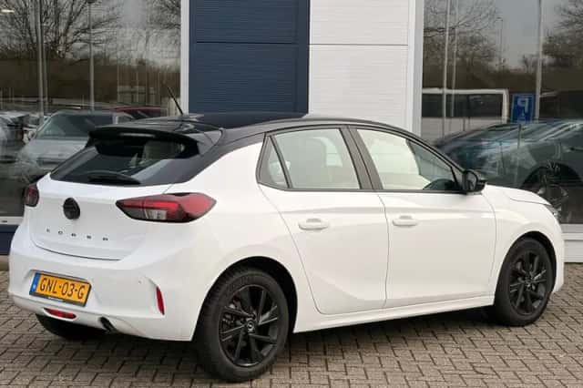 Opel Corsa (2024) thumbnail 3