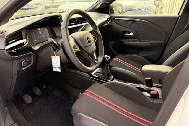 Opel Corsa (2024) thumbnail 10