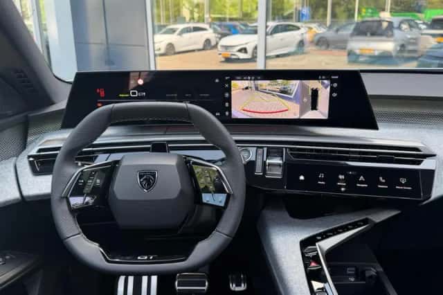 Peugeot E-5008 (2026) thumbnail 24