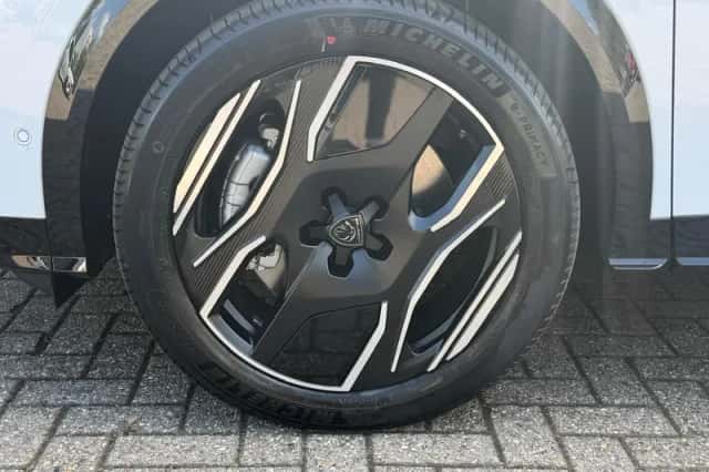 Peugeot E-5008 (2026) thumbnail 8