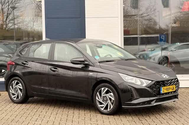 Hyundai i20 (2024) thumbnail 3
