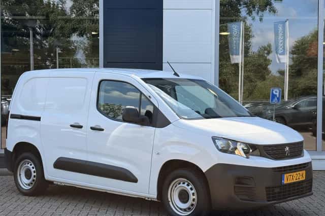Peugeot Partner (2023) thumbnail 2