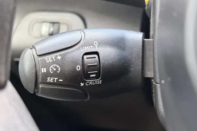 Peugeot Partner (2023) thumbnail 27