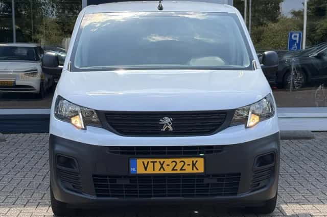 Peugeot Partner (2023) thumbnail 4