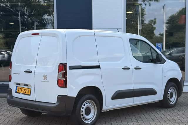 Peugeot Partner (2023) thumbnail 7