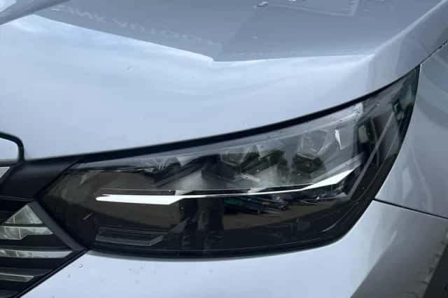 Peugeot 2008 (2024) thumbnail 17