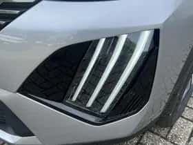 Peugeot 2008 (2024) thumbnail 18