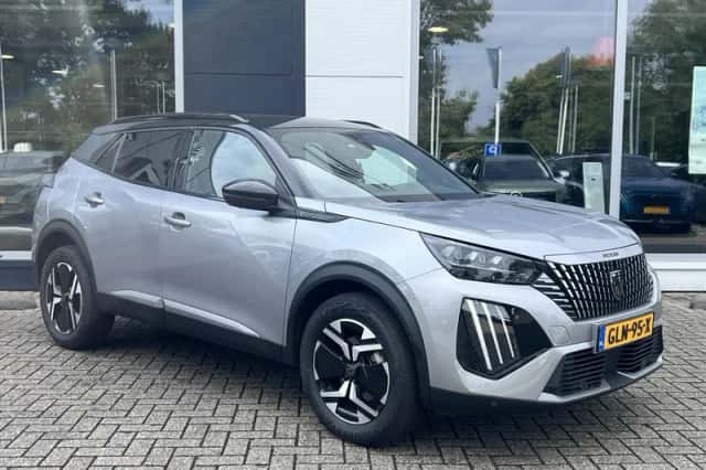Peugeot 2008 (2024) thumbnail 3
