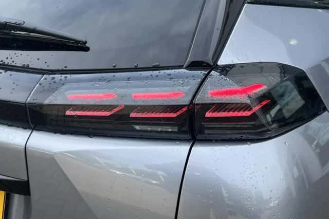 Peugeot 2008 (2024) thumbnail 21