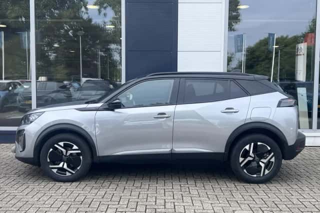 Peugeot 2008 (2024) thumbnail 5